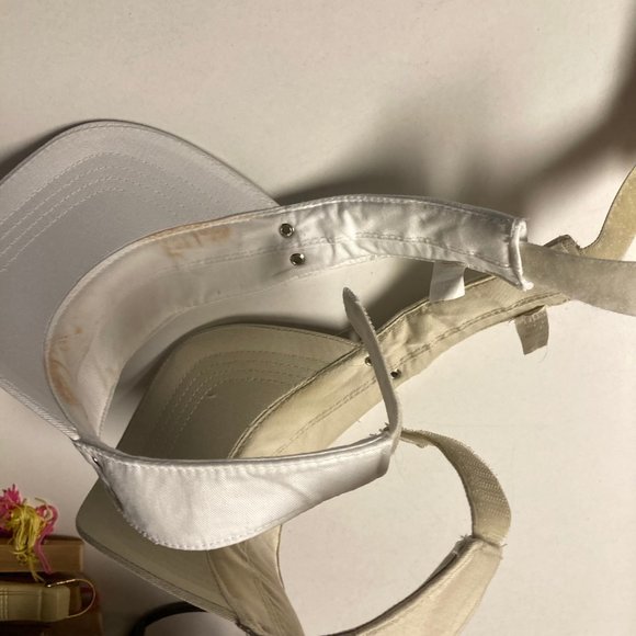 Two (2) Beach Sun Visor Hats - Picture 7 of 9